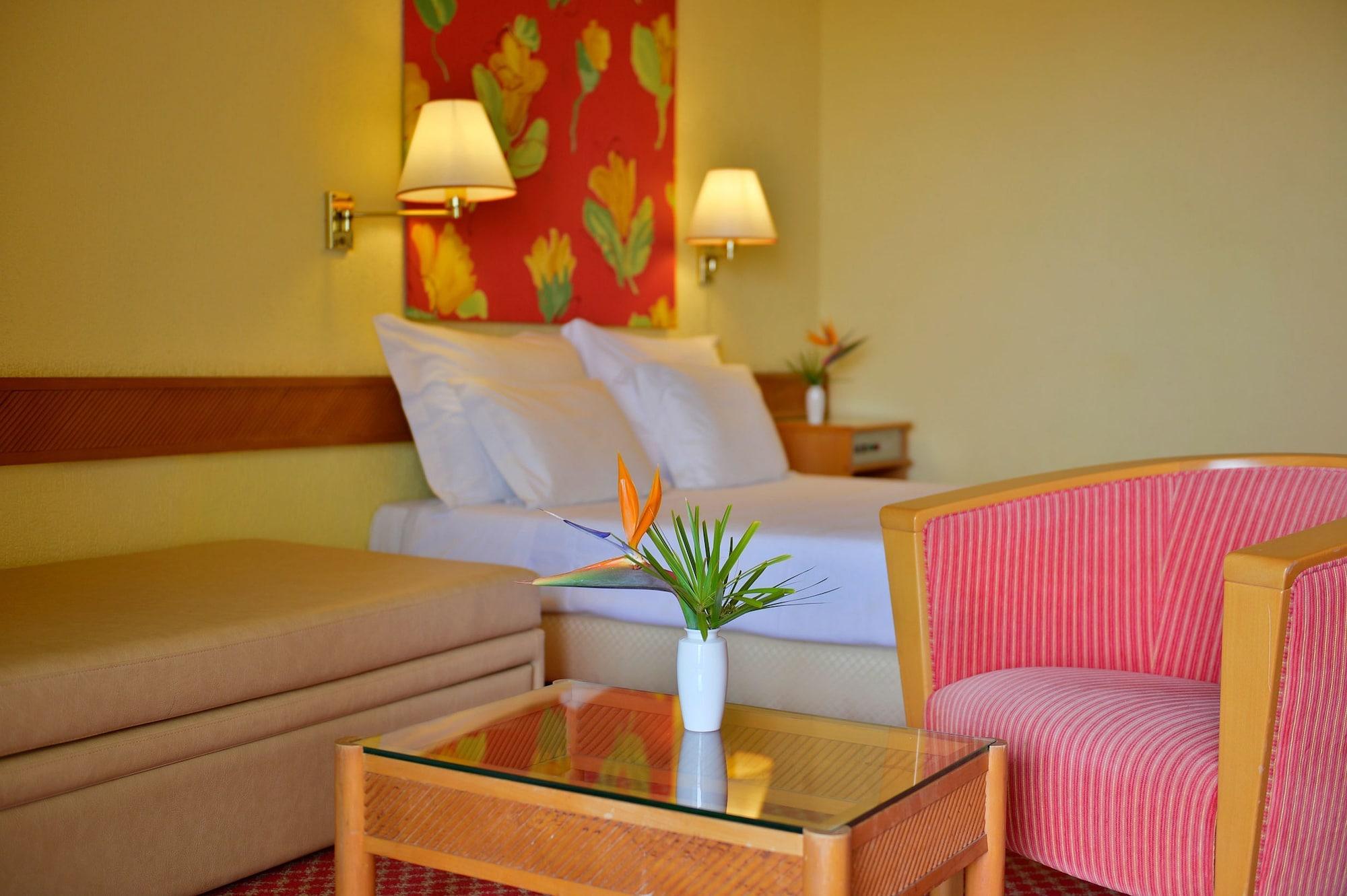 Pestana Blue Alvor Beach Eksteriør billede A room at the hotel