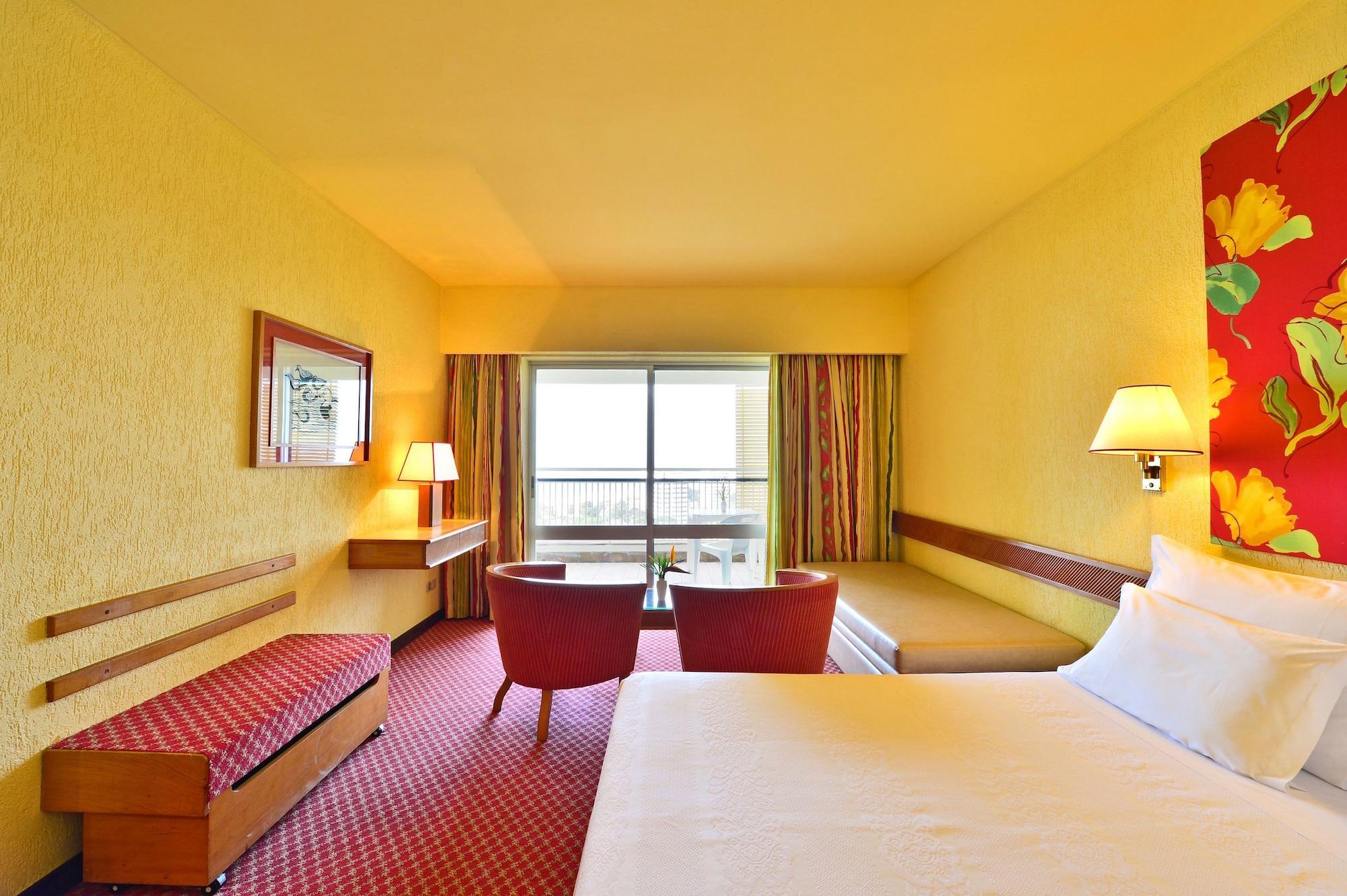 Pestana Blue Alvor Beach Eksteriør billede A room at the hotel